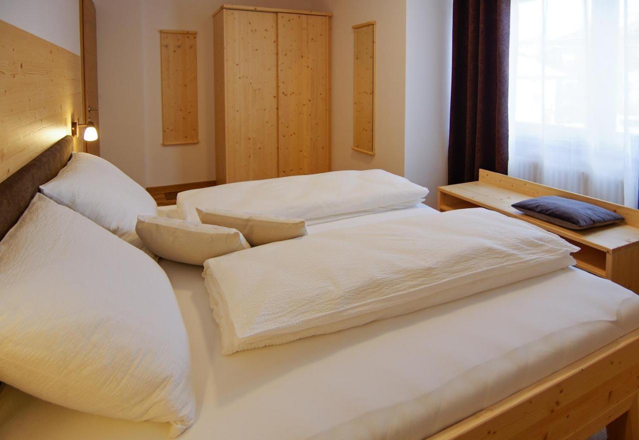 B&B Fruehlingsheim Racines Bagian luar foto