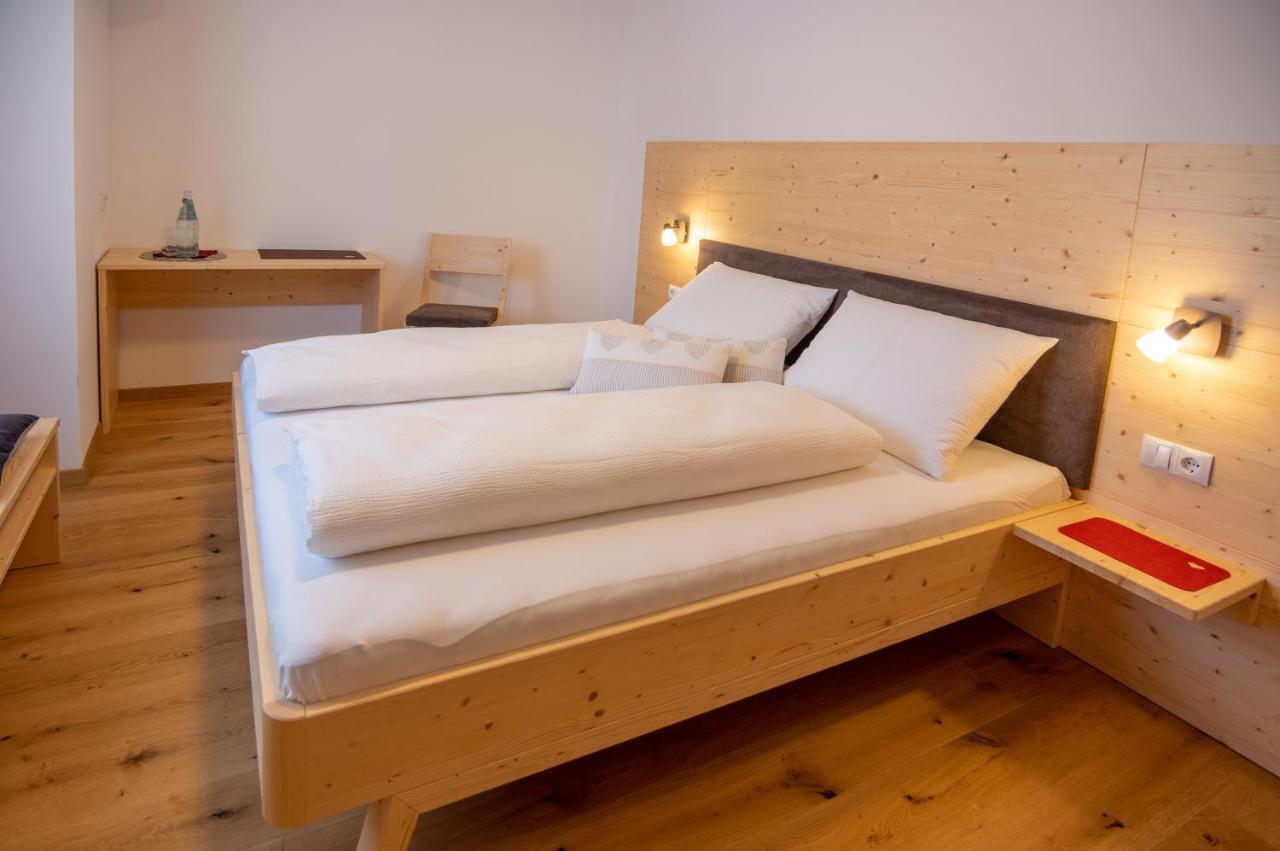 B&B Fruehlingsheim Racines Bagian luar foto