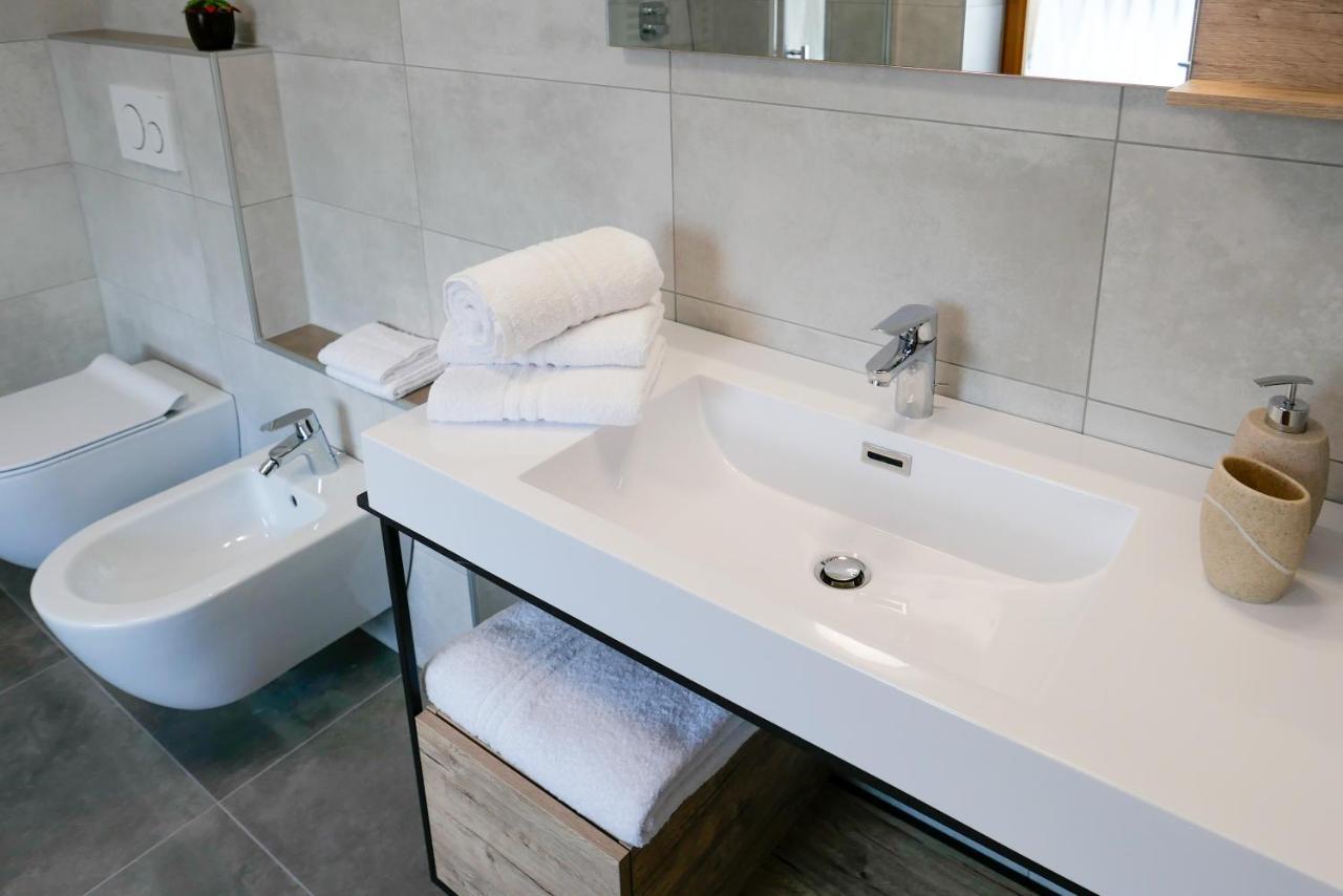 B&B Fruehlingsheim Racines Bagian luar foto
