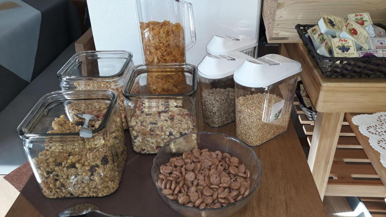 B&B Fruehlingsheim Racines Bagian luar foto