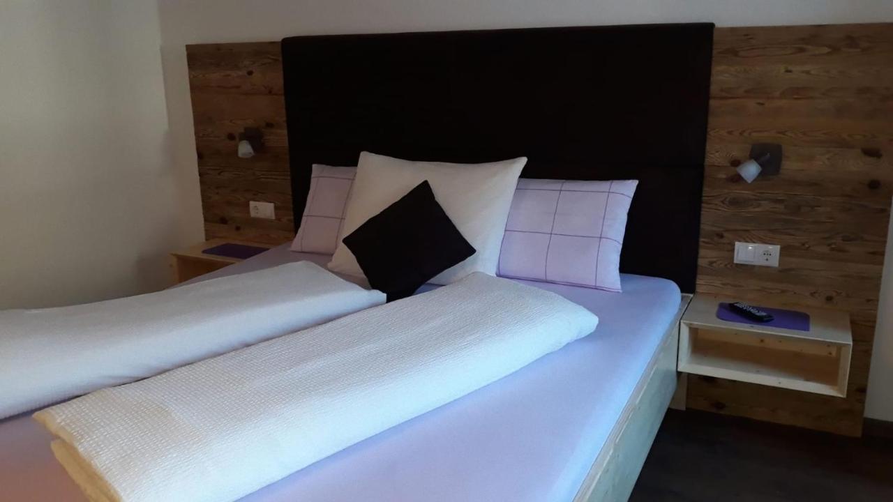 B&B Fruehlingsheim Racines Bagian luar foto