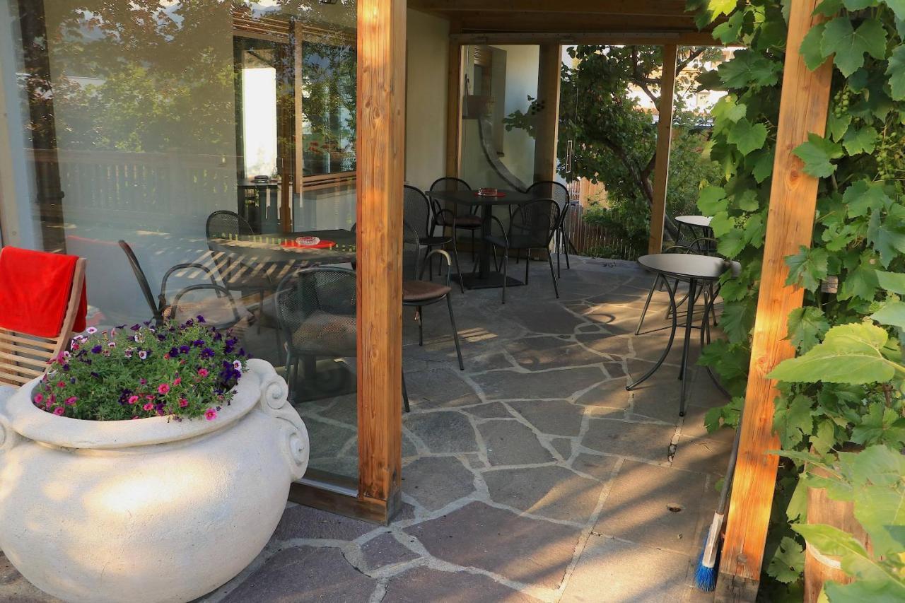 B&B Fruehlingsheim Racines Bagian luar foto