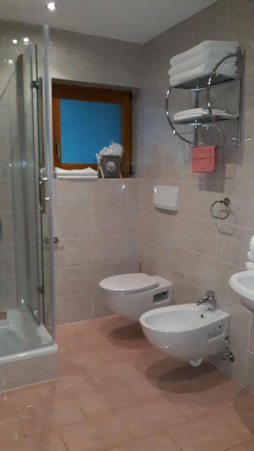 B&B Fruehlingsheim Racines Bagian luar foto